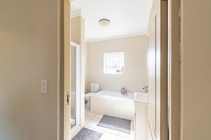 To Let 3 Bedroom Property for Rent in Kuils River South Western Cape